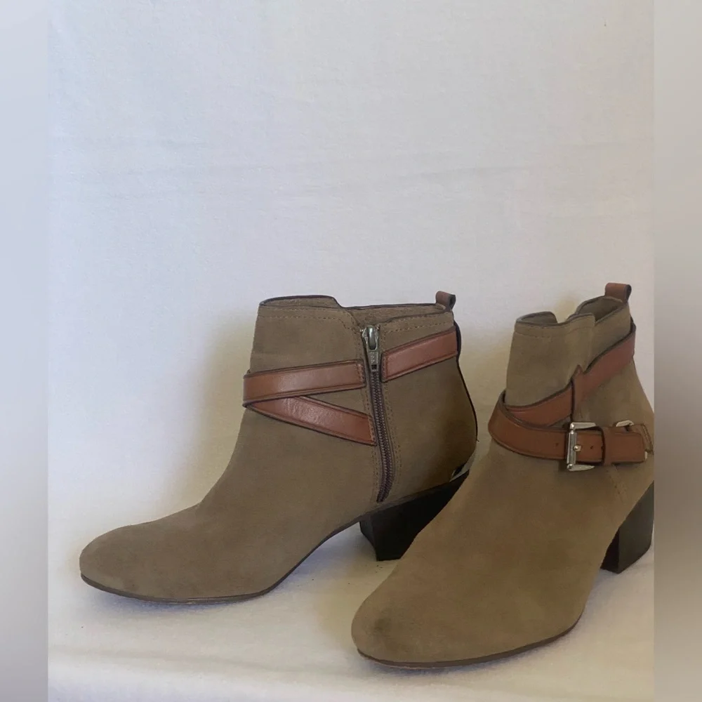 Coach Tan and Brown Ankle Boots with Leather Straps - Picture 6 of 11